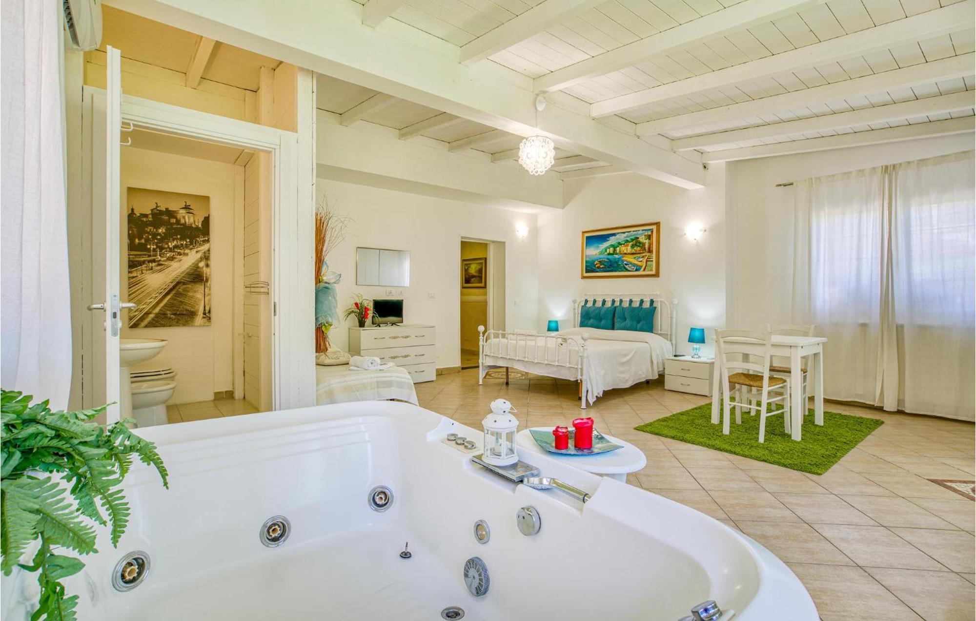 Beautiful Home In Fiumicino With Wifi Zewnętrze zdjęcie